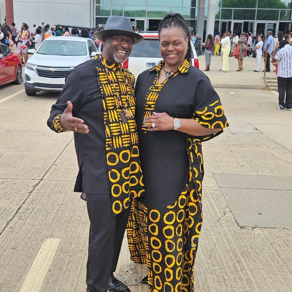 Meet your Posher, LadyMirella - Picture 5 of 16